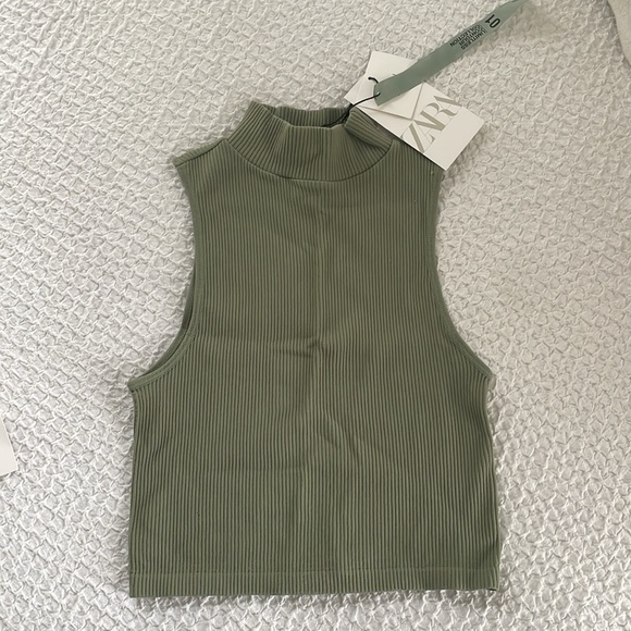 Zara Halter crop tanks - Picture 2 of 5